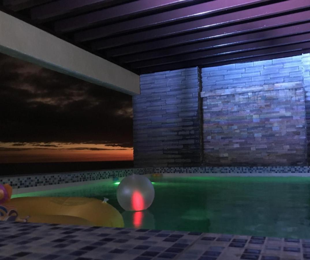 The Palms Resort & Bar San Narciso Exteriér fotografie